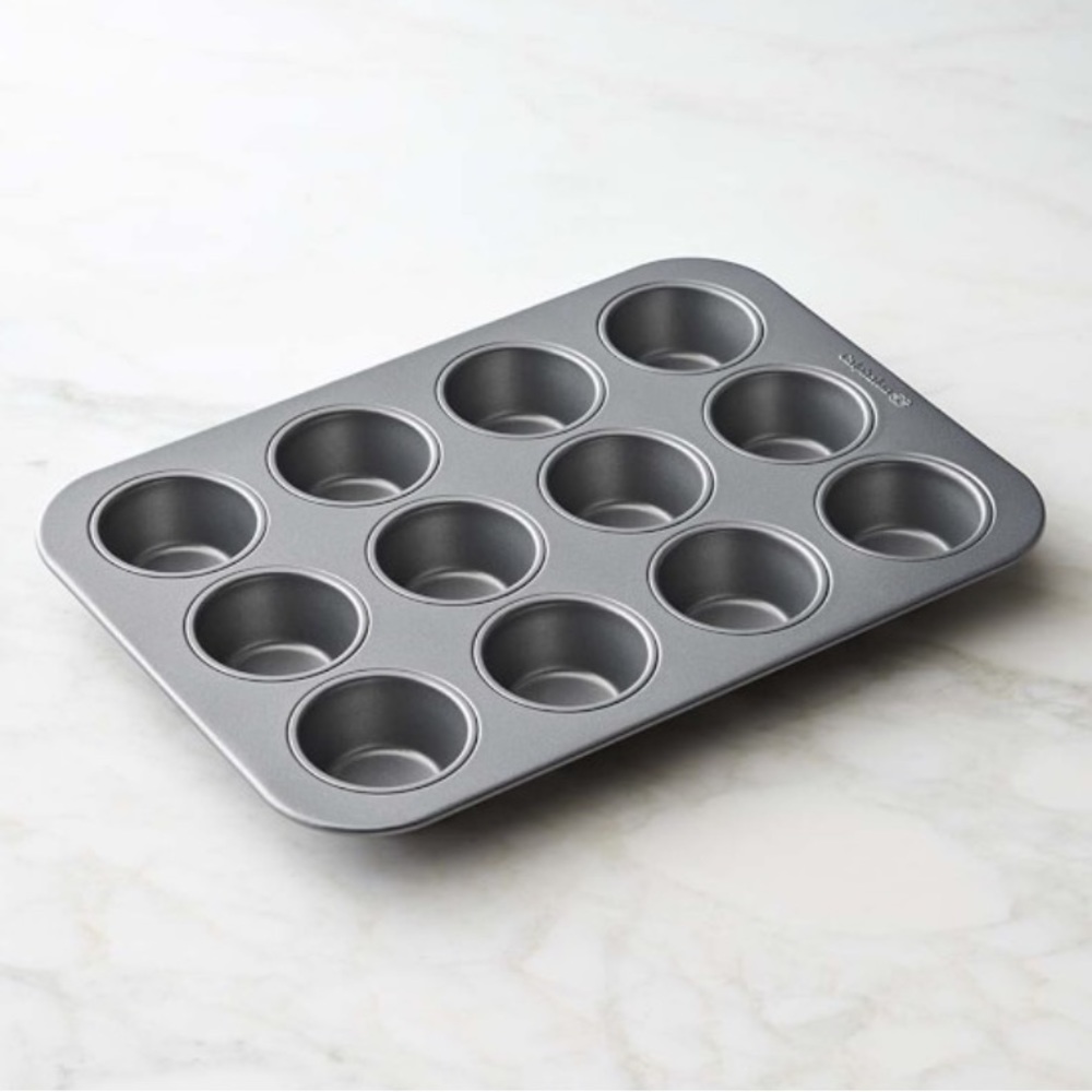 Set of 2 Calphalon Muffin Pans